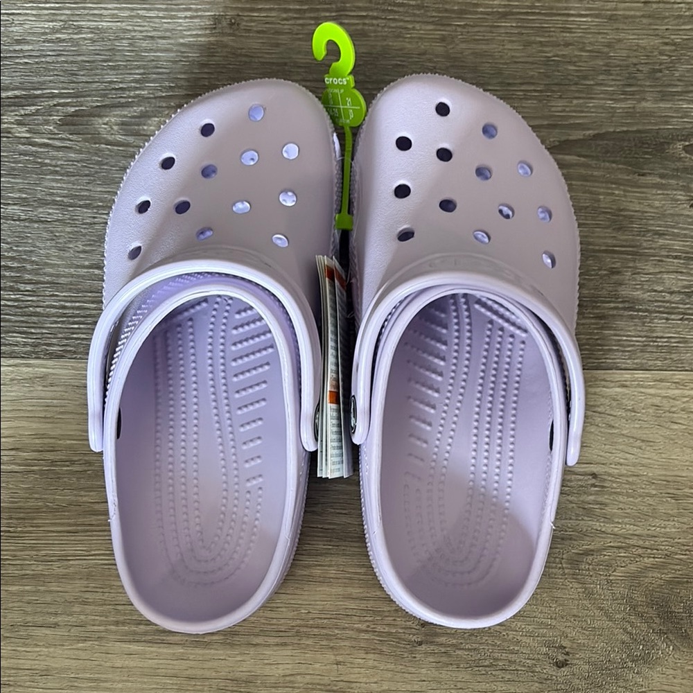 NWT purple/lavender classic clog crocs size J3